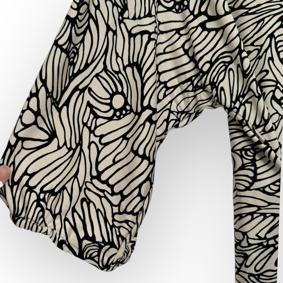 MARA HOFFMAN $340 Retail White/Black Silk Wrap Dress, Size Medium - Picture 10 of 16